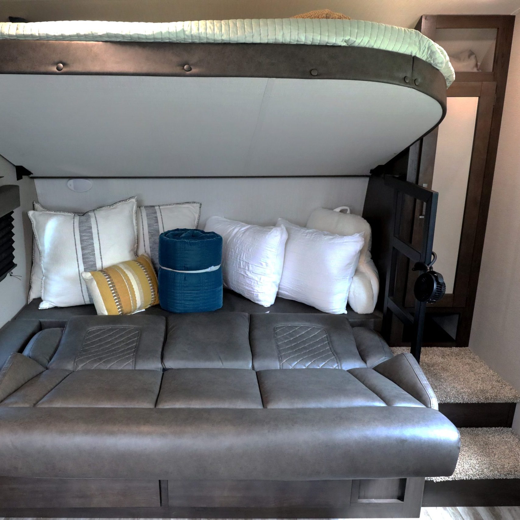 2022-Grand-Design-Transcend-XPLOR-251BH-Loyal. Presented by Stone-Mountain-RV-&-Camper-Rentals! We are excited to work with you! Reach us at http://StoneMountainRVs.com