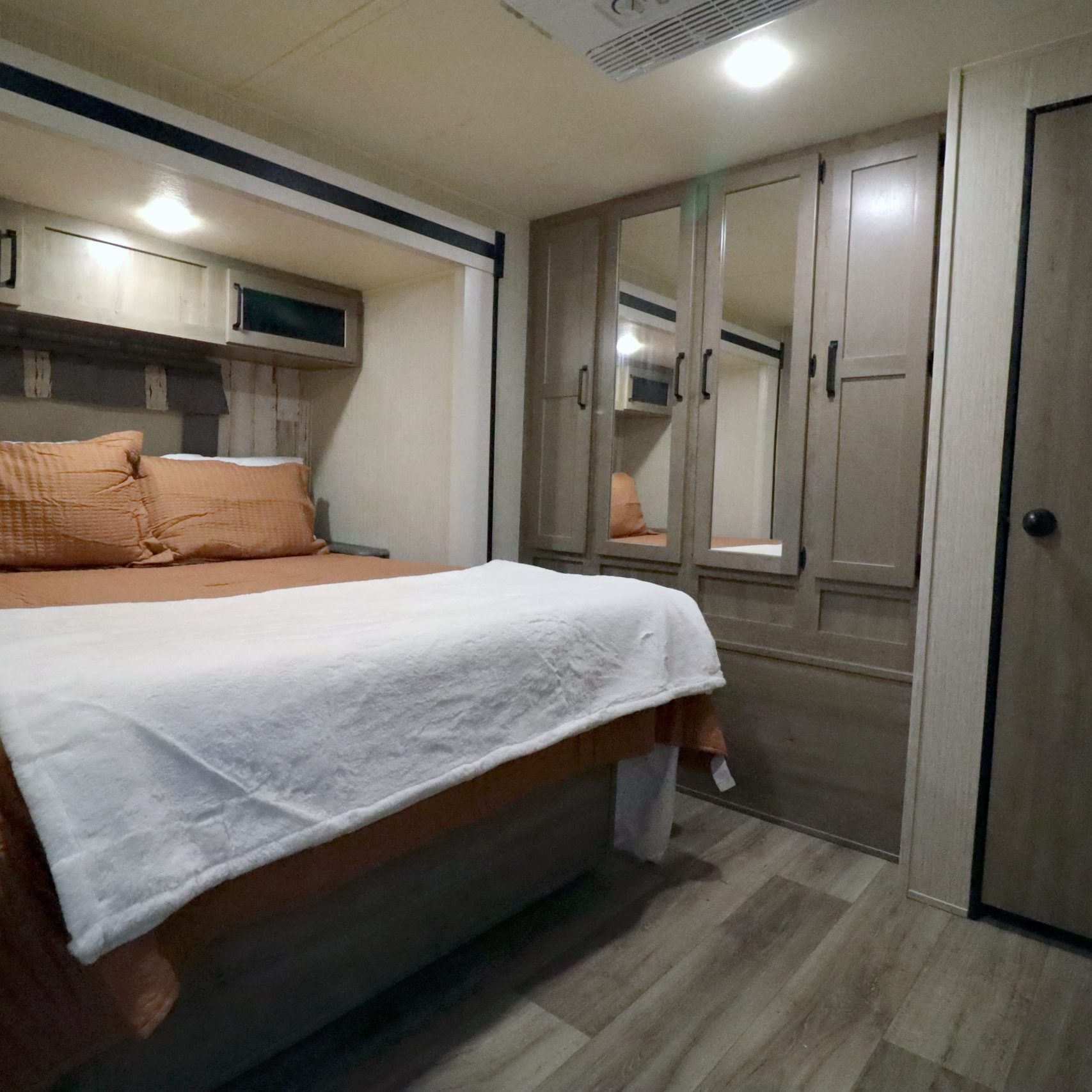 2022-Palomino-Puma-32RBFQ2B-Gratitude. Presented by Stone-Mountain-RV-&-Camper-Rentals! We are excited to work with you! Reach us at http://StoneMountainRVs.com